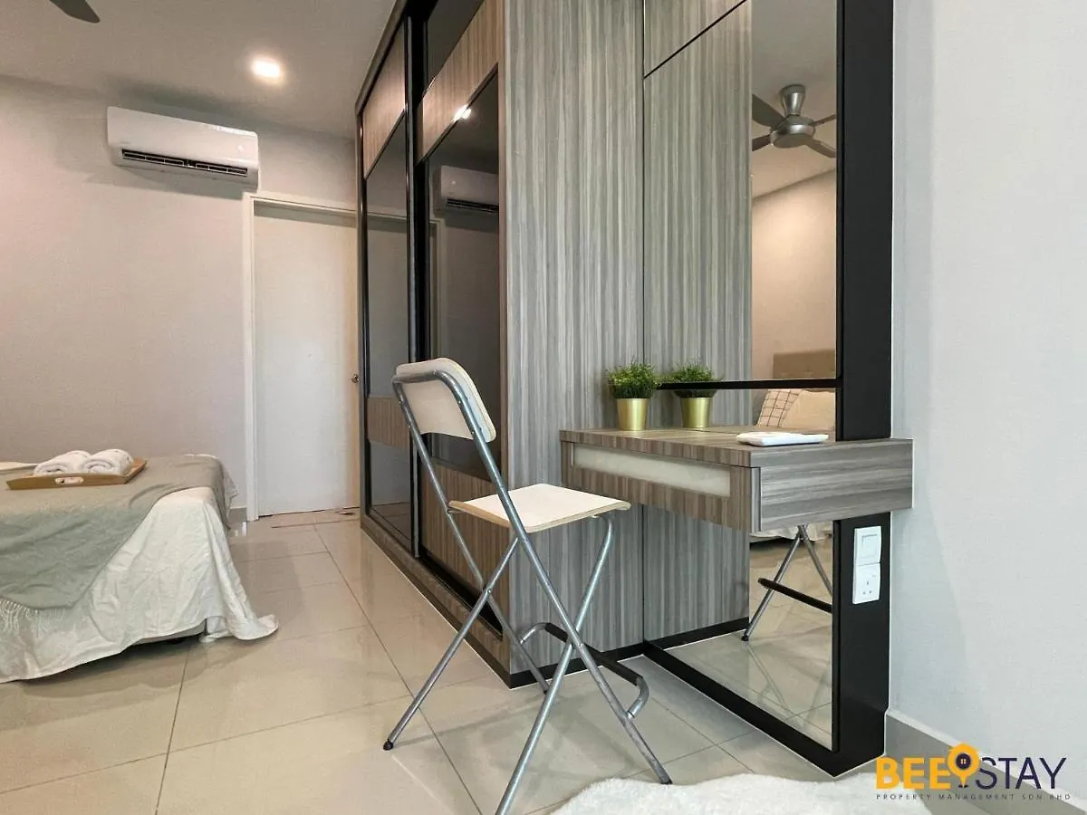 Pearl Suria Old Klang Road Residences Near Mid Valley By Beestay Kuala Lumpur 0*,  Malesia